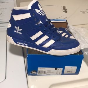Adidas Hard Court HI tops